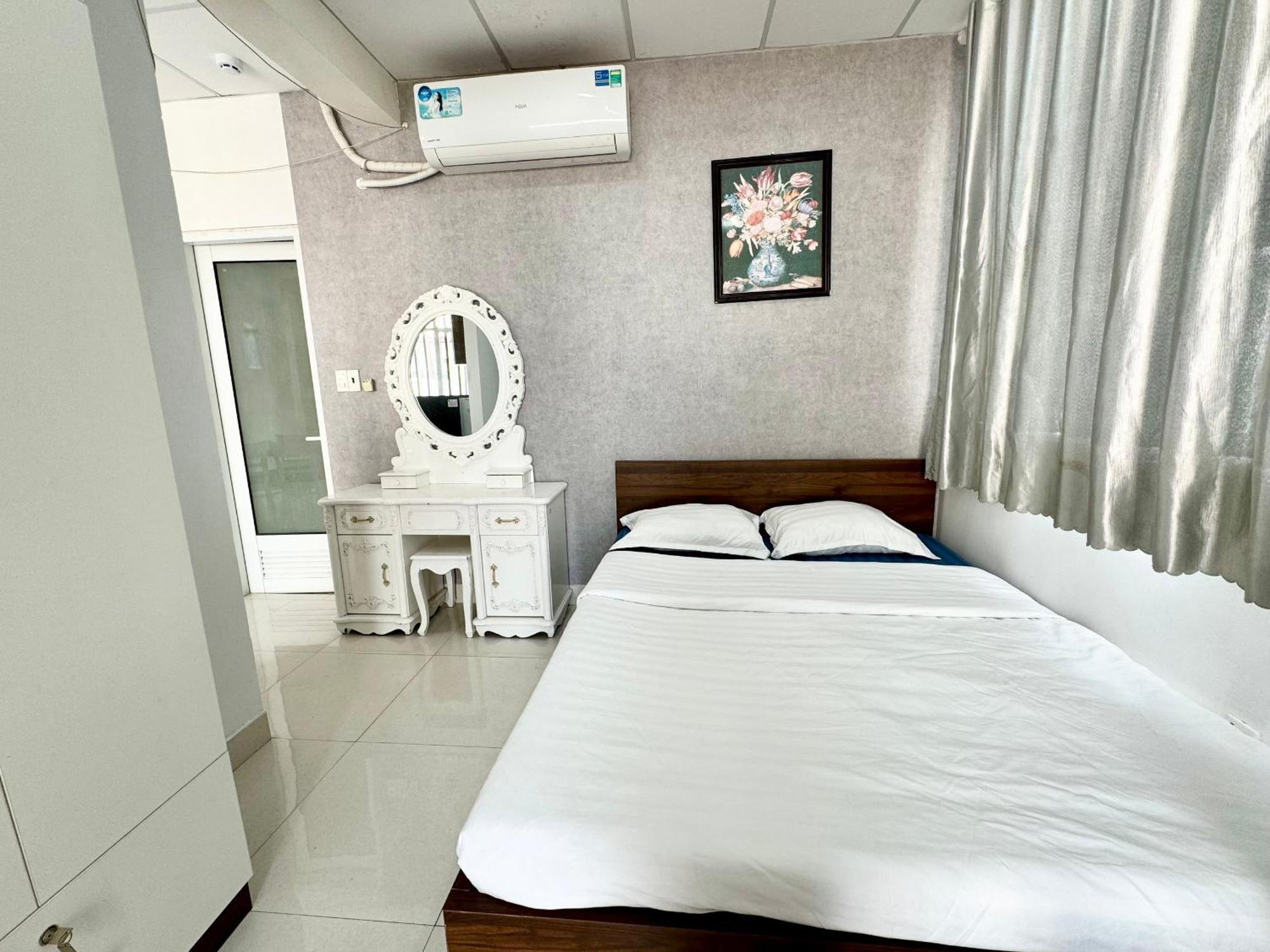 Aparthotel Dlux Bui Them Ho Chi Minh City