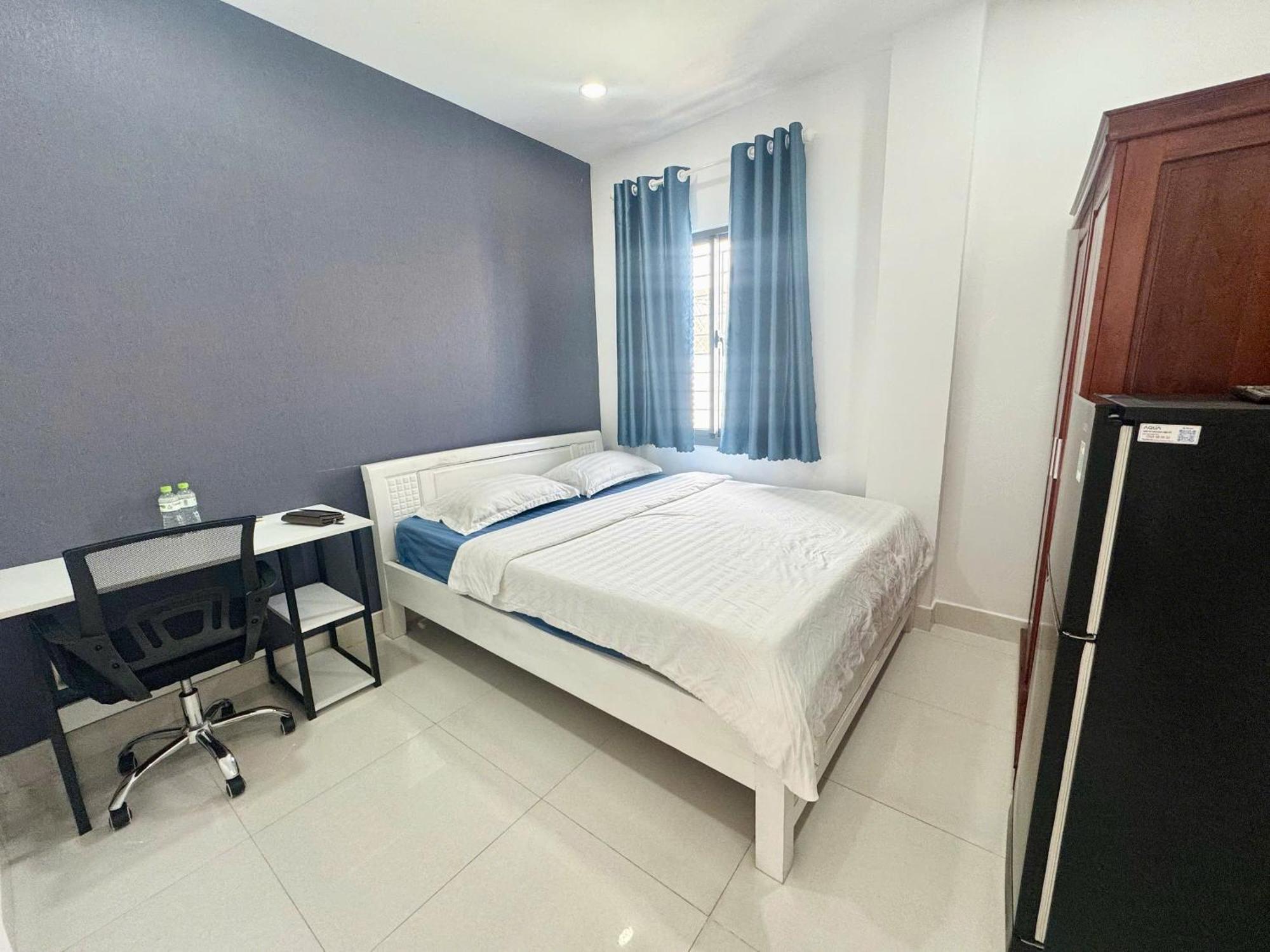 Dlux Bui Them Aparthotel