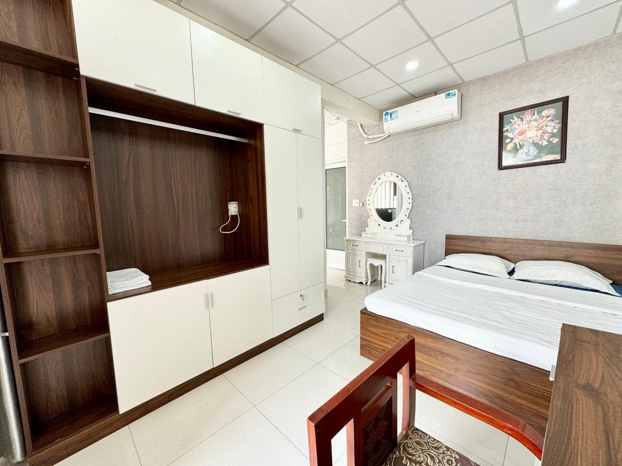 Aparthotel Dlux Bui Them